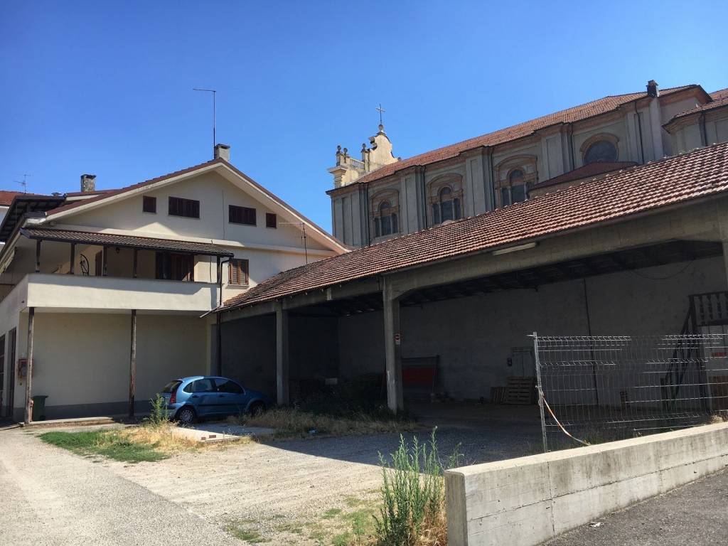 Immobile a Santo stefano belbo in Piazza Annibale Costa, 26 - Foto 2