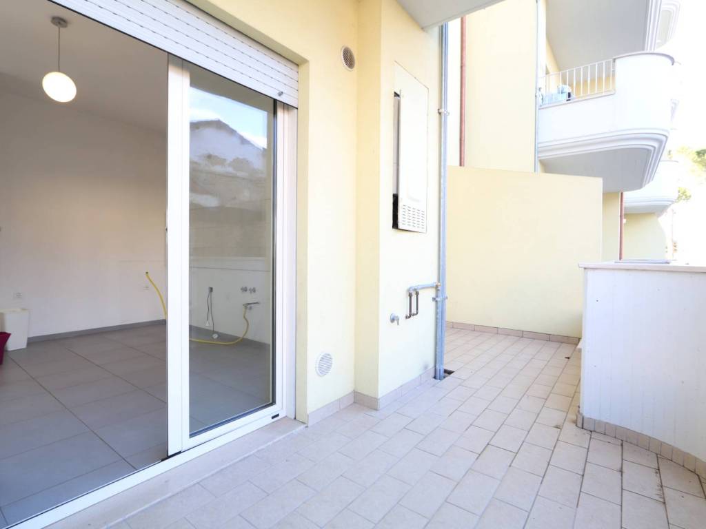 Appartamento a Alba adriatica in Via Ascolana - Foto 5