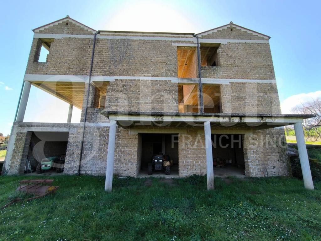 Villa a Fabrica di roma in via Ligabue, snc - Foto 4