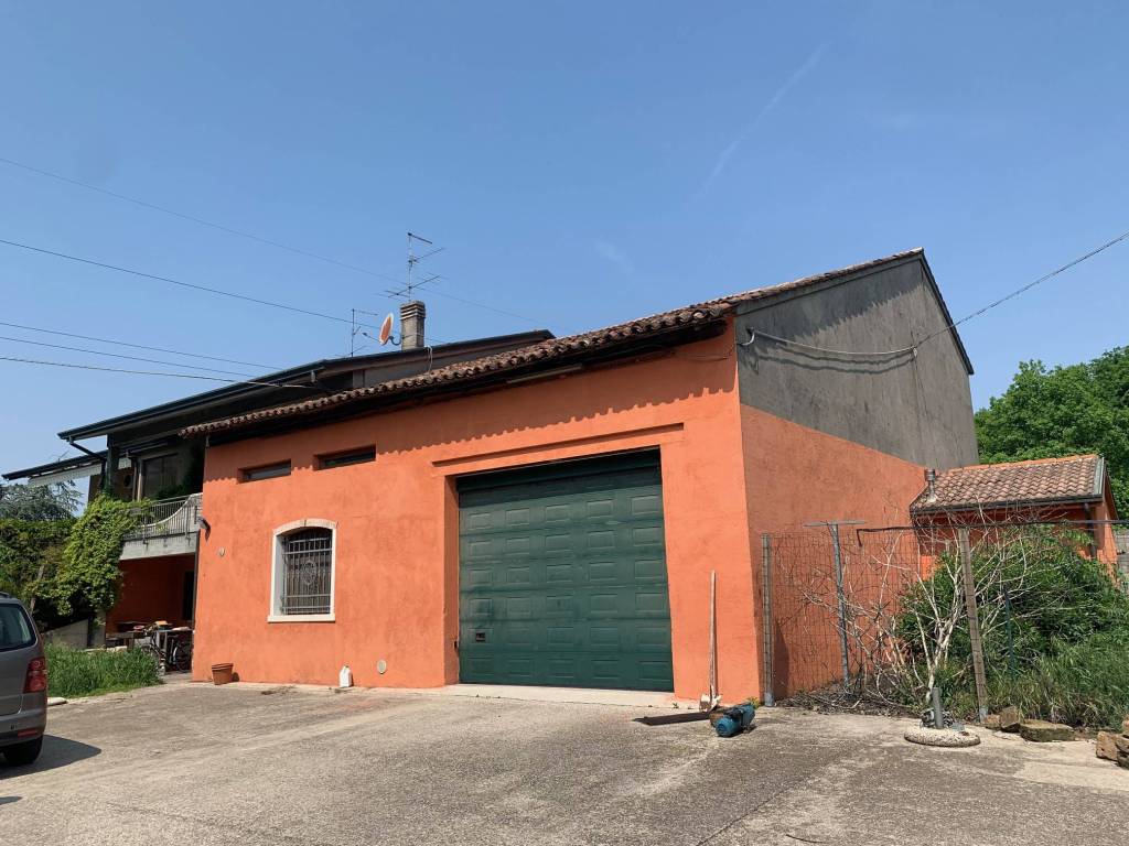 Villa a Isola della scala in Via Motta - Foto 3