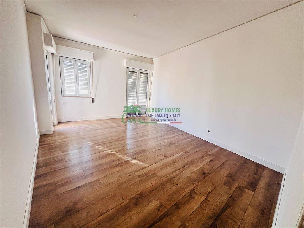 Appartamento a Comiso in Viale della Resistenza - Foto 4