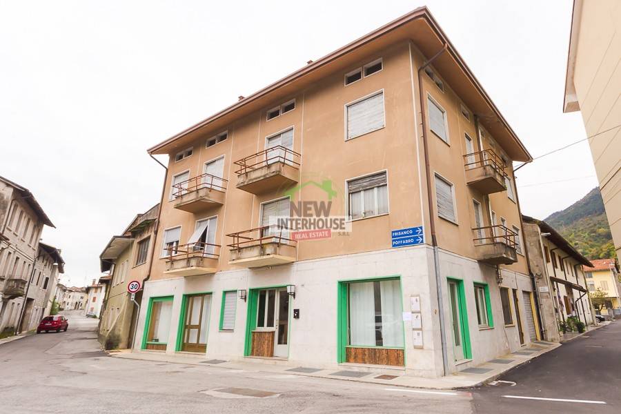 Appartamento a Maniago in Via Colvera, 65 - Foto 2