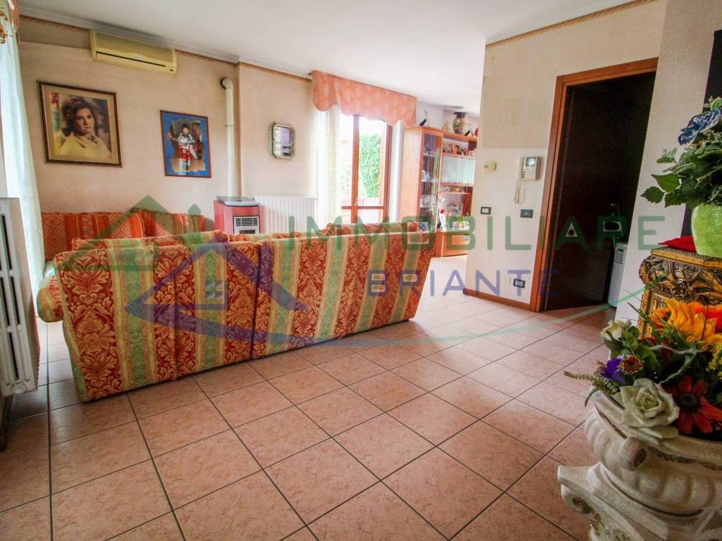 Villa a Cardano al campo in Via Varese - Foto 4