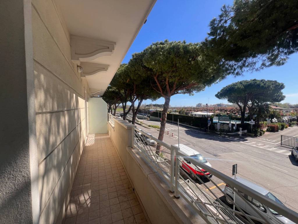 Appartamento a Riccione in Viale Marsala - Foto 4