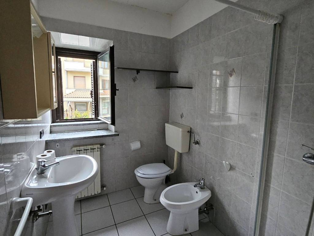Casa indipendente a Borgomanero in Via Alessandro Manzoni - Foto 4