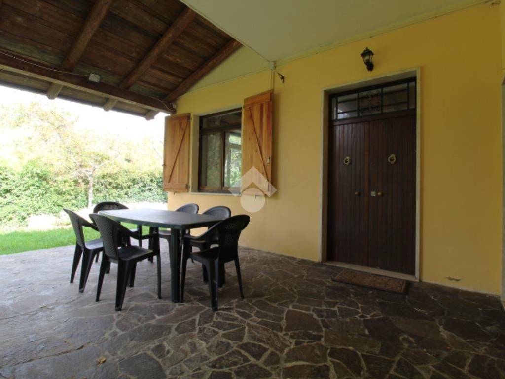 Rustico / casale a Torricella sicura in FRAZIONE MAGLIANO, 9 - Foto 3