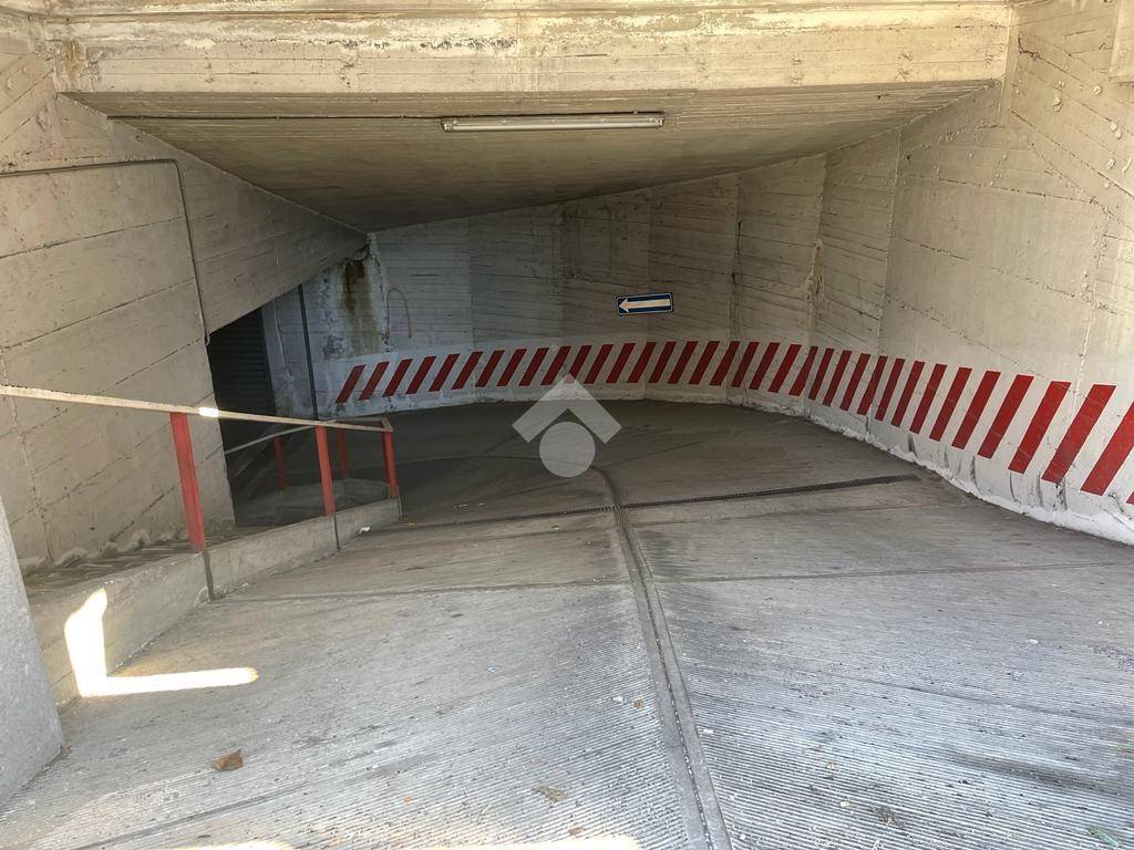 Box / garage a Atripalda in Via Provinciale - Foto 2