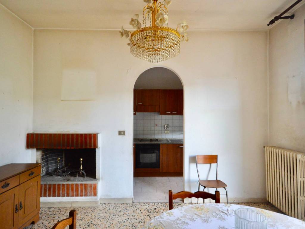Appartamento a Montevarchi in Via Aretina - Foto 4