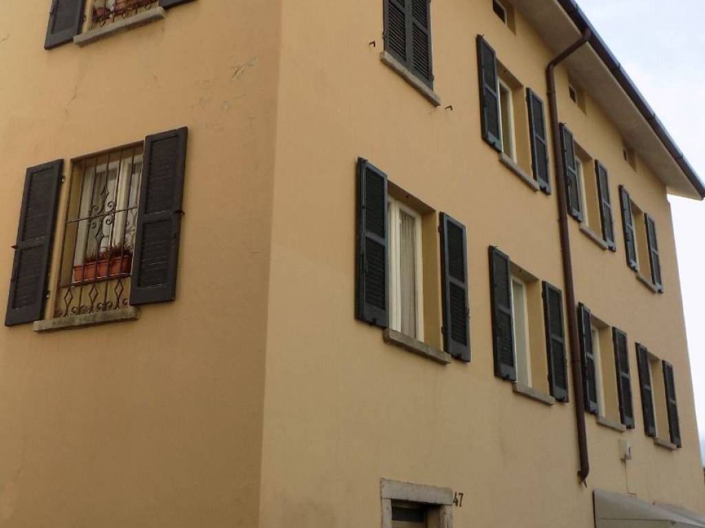 Appartamento a Chiavenna in Via Carlo Pedretti, 47 - Foto 3