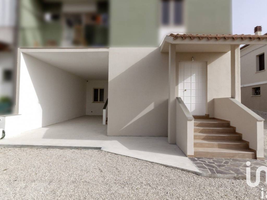 Appartamento a Roseto degli abruzzi in Via Val Vomano, 25 - Foto 4