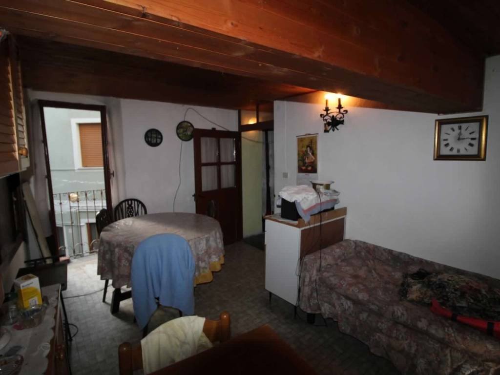 Casa indipendente a Varallo in Via Scarognini - Foto 3