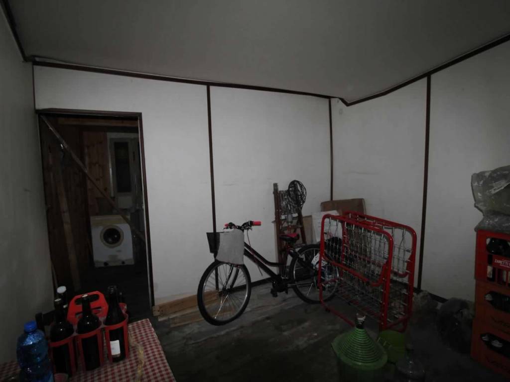 Casa indipendente a Varallo in Via Scarognini - Foto 4
