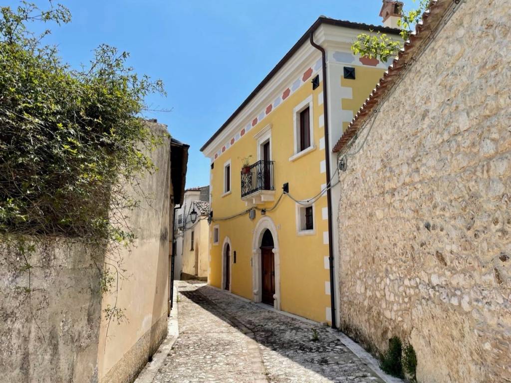 Appartamento a Carapelle calvisio in Via Cesare Battisti - Foto 2
