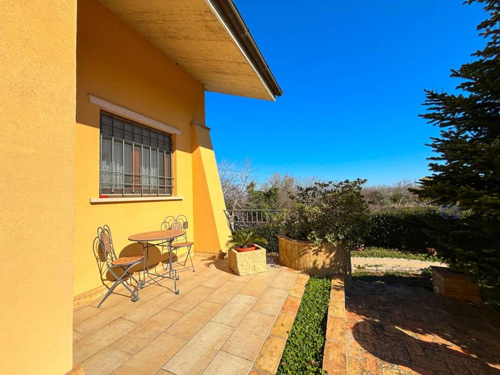 Villa a Guglionesi in Contrada Chiancate, 29 - Foto 2