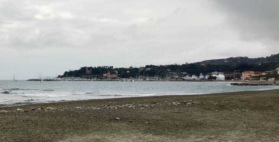 Appartamento a Varazze in Via Emilio Vecchia, 18 - Foto 2