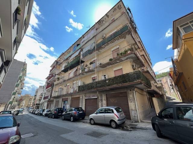 Appartamento a Messina in Via Palermo, 401 - Foto 4