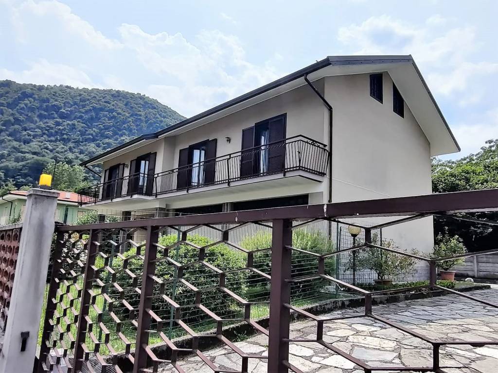 Villa a Gravellona toce in Via Cantarana - Foto 2