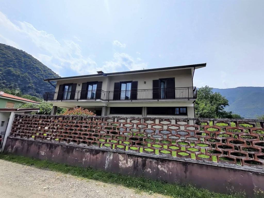 Villa a Gravellona toce in Via Cantarana - Foto 3