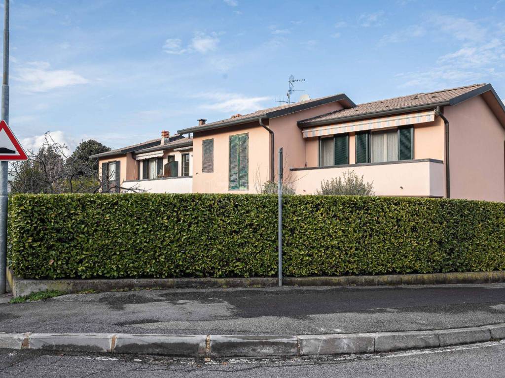 Appartamento a Costa masnaga in Via Michelangelo Buonarroti - Foto 2