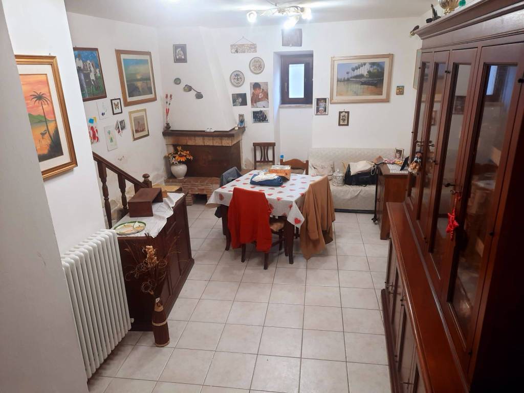 Casa indipendente a Rieti in Via Madonnetta - Foto 5