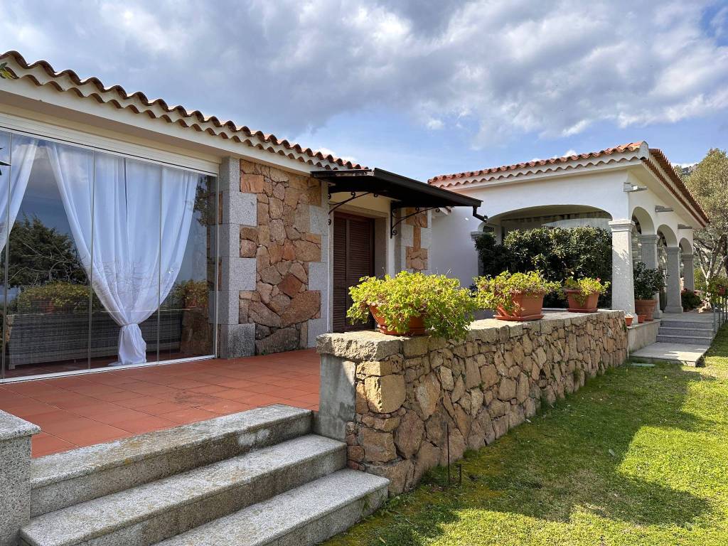 Villa a Arzachena in Via della Pantogia - Foto 4