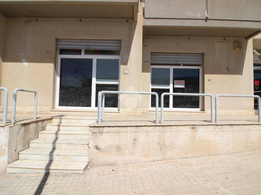 Box / garage a Erice in Via giuseppe cesarò, 99 - Foto 2