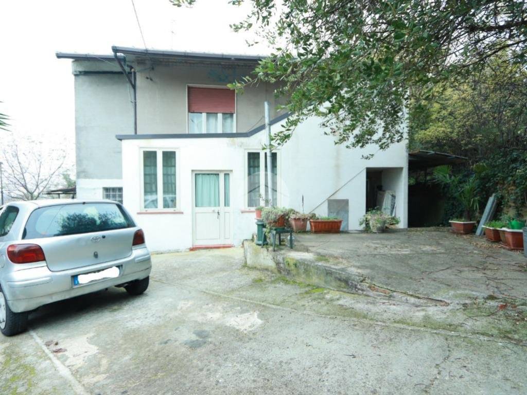 Villa a Pescara in Via Ventre D'Oca - Foto 2