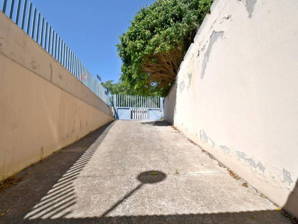 Immobile a Cagliari in Viale Elmas - Foto 2