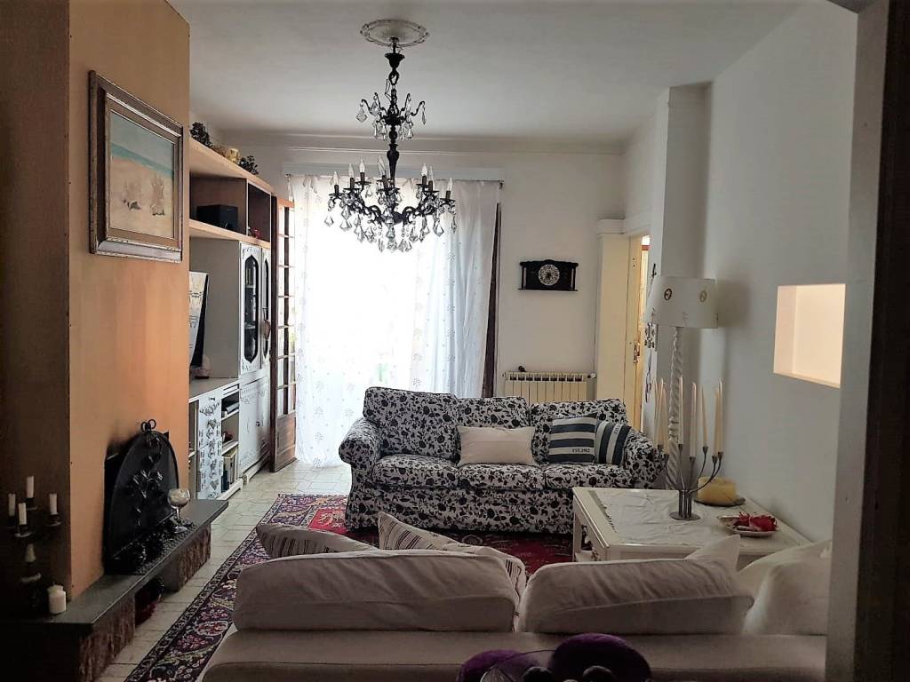Villetta a schiera a Castelnuovo magra - Foto 2