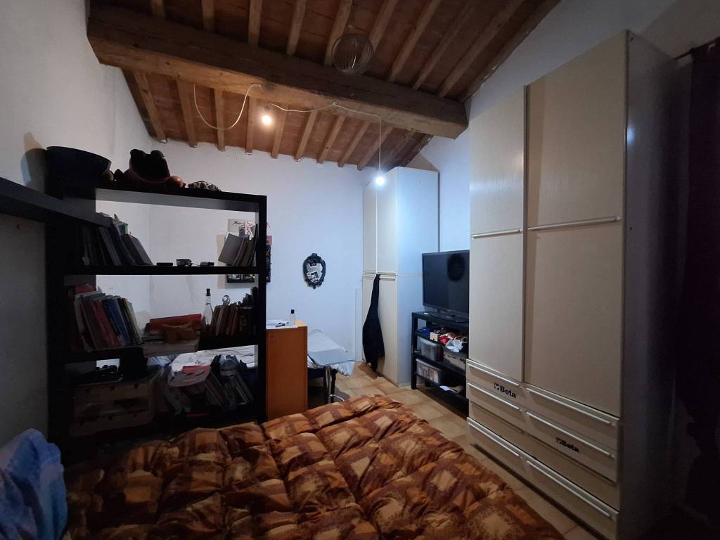 Appartamento a Collesalvetti in tanna alta - Foto 2