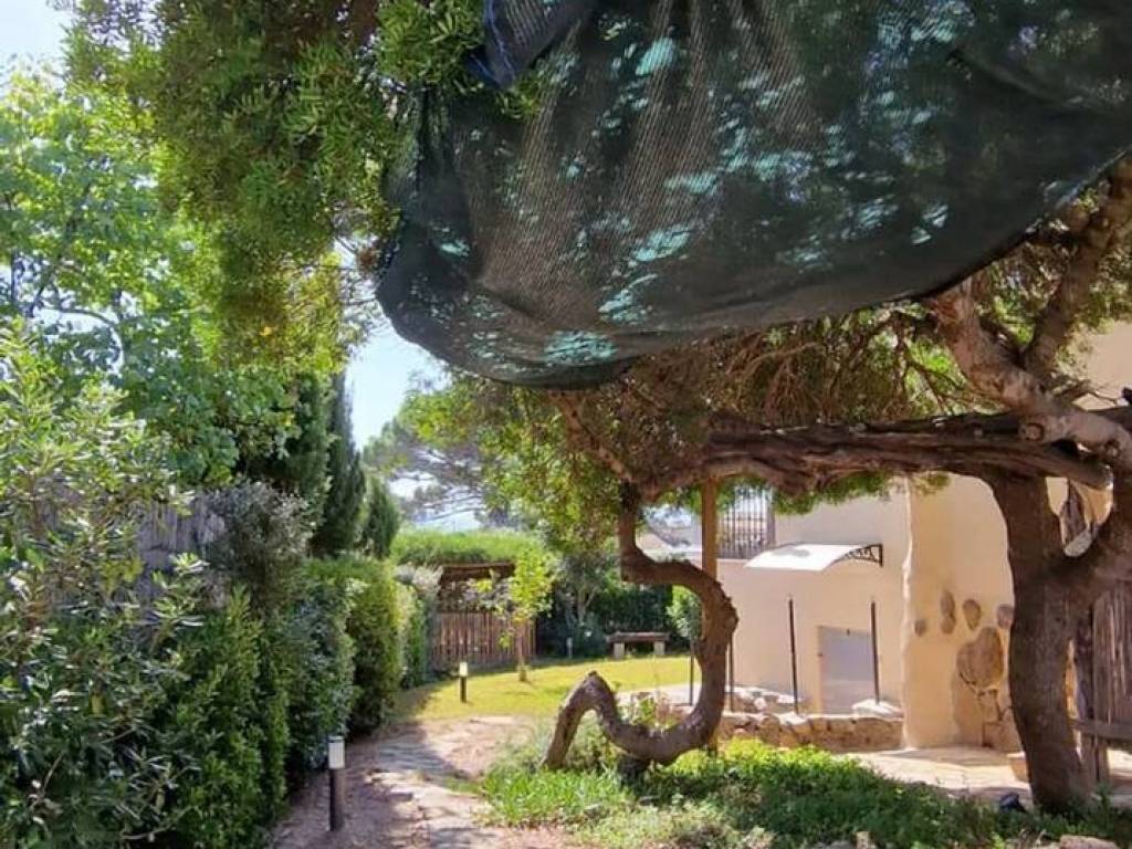 Villa a Golfo aranci in Viale Concas Caddinas, 35 - Foto 3