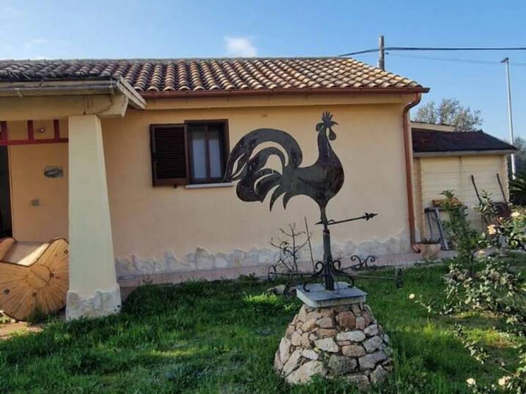 Villa a Loiri porto san paolo in Via Gallura S.N.C. - Foto 5