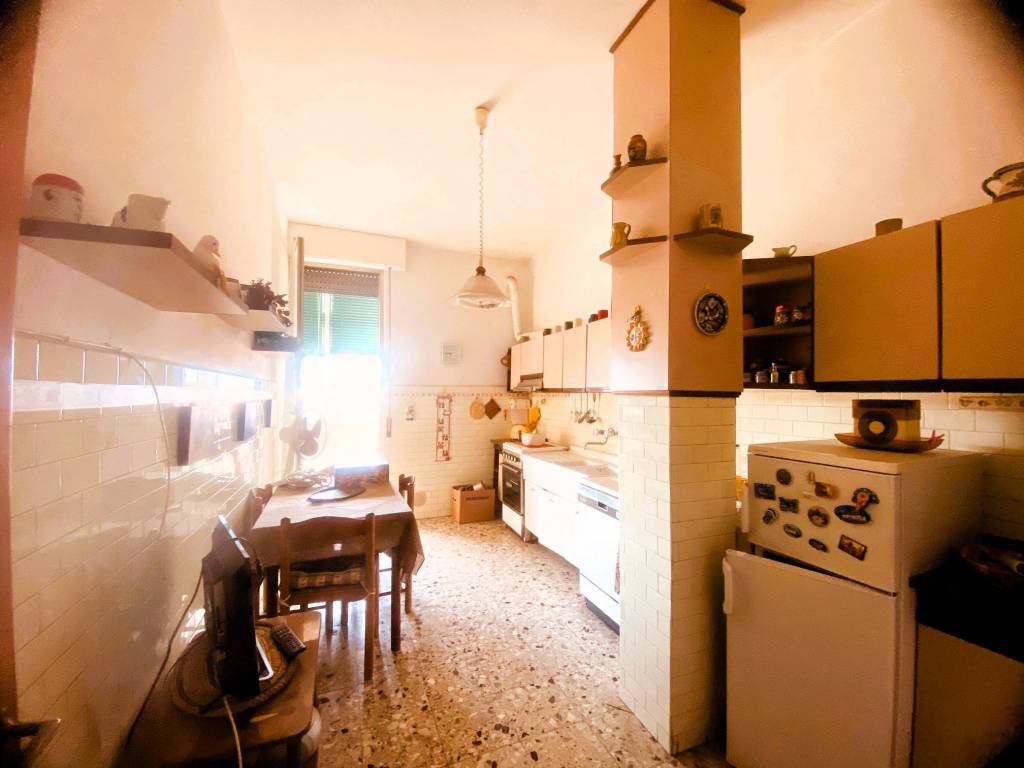 Appartamento a Prato in Via San Giorgio, 12 - Foto 4