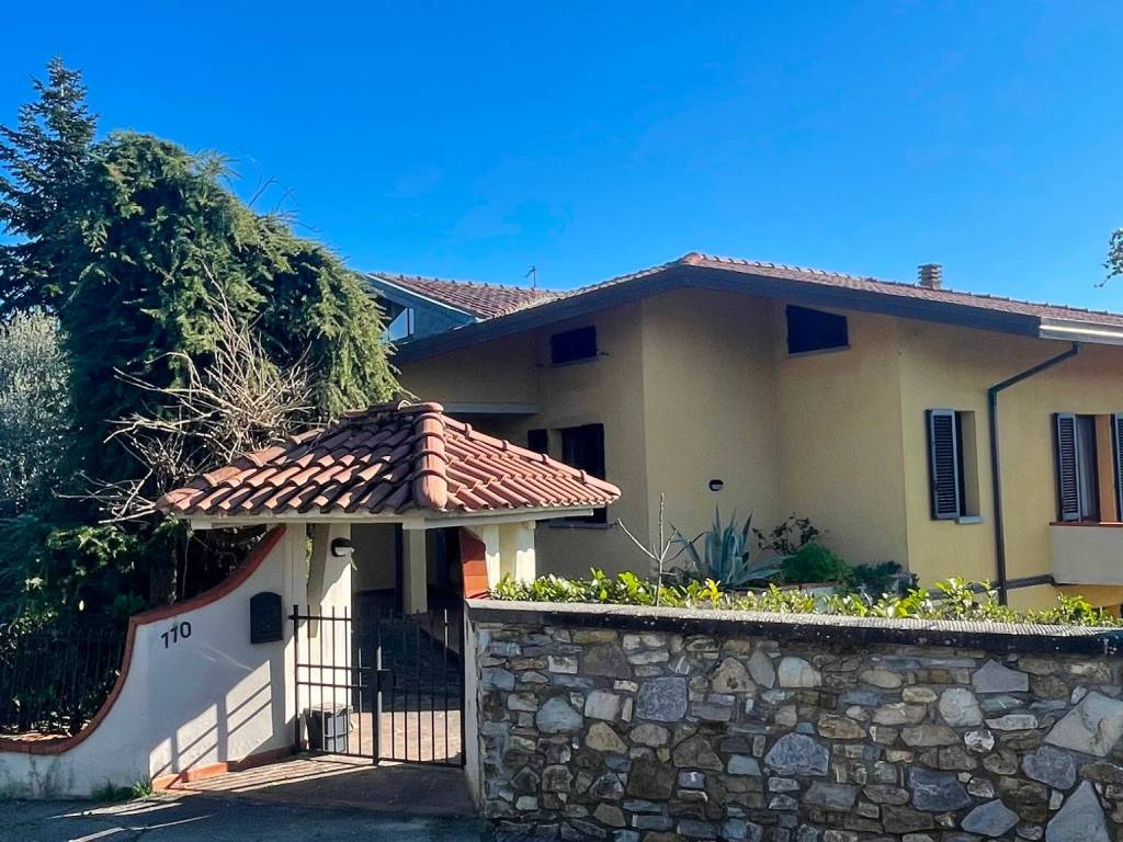 Villa a Quarrata in Via di Pozzo, 110 - Foto 3