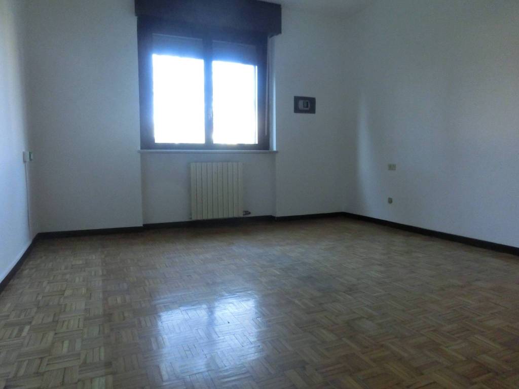 Appartamento a Lodi in Via Giuseppe Piermarini - Foto 5