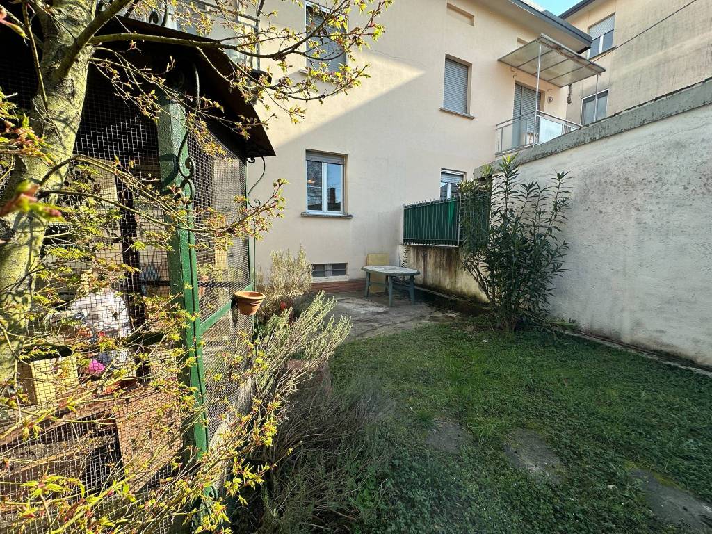 Appartamento a Merate in Via Gioacchino Rossini, 18 - Foto 4