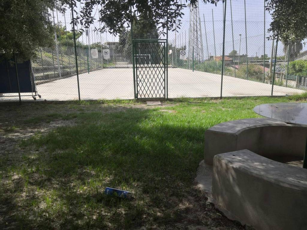 Casa indipendente a Bovalino in Via degli Ulivi - Foto 5