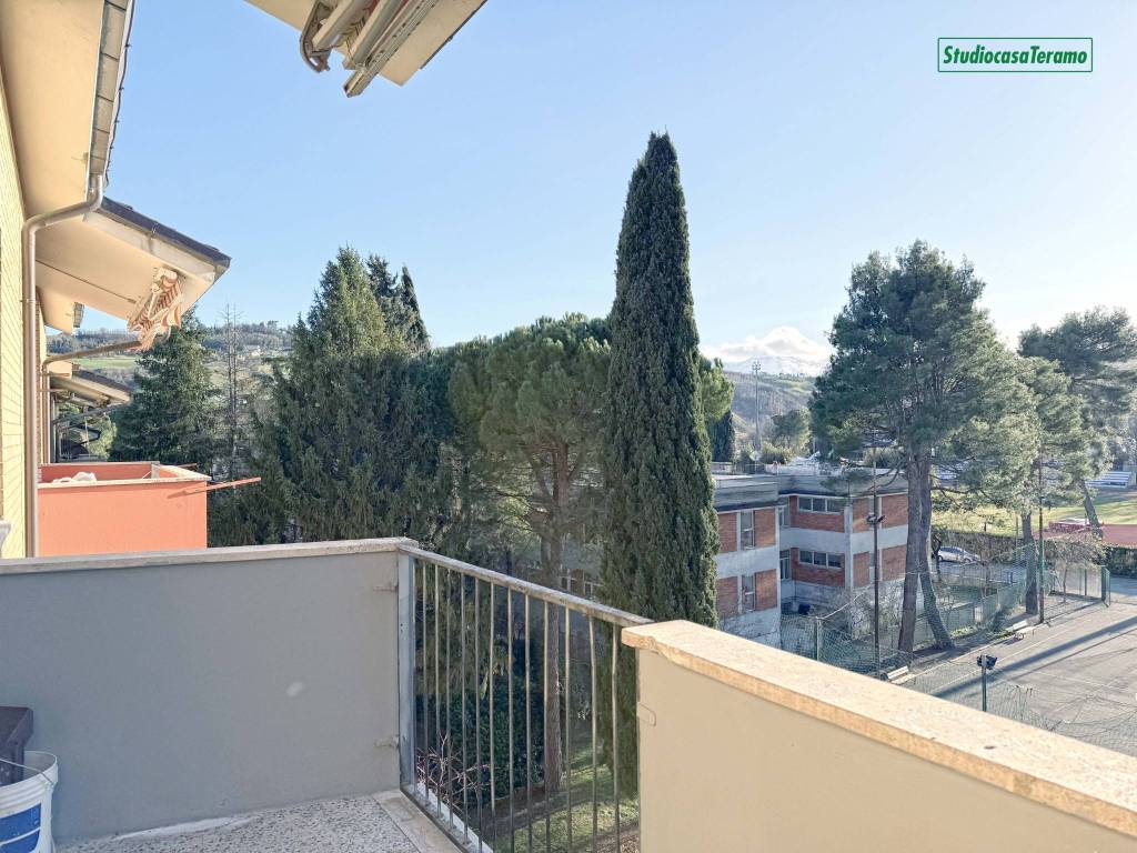 Appartamento a Teramo in Via Luigi Tripoti - Foto 5