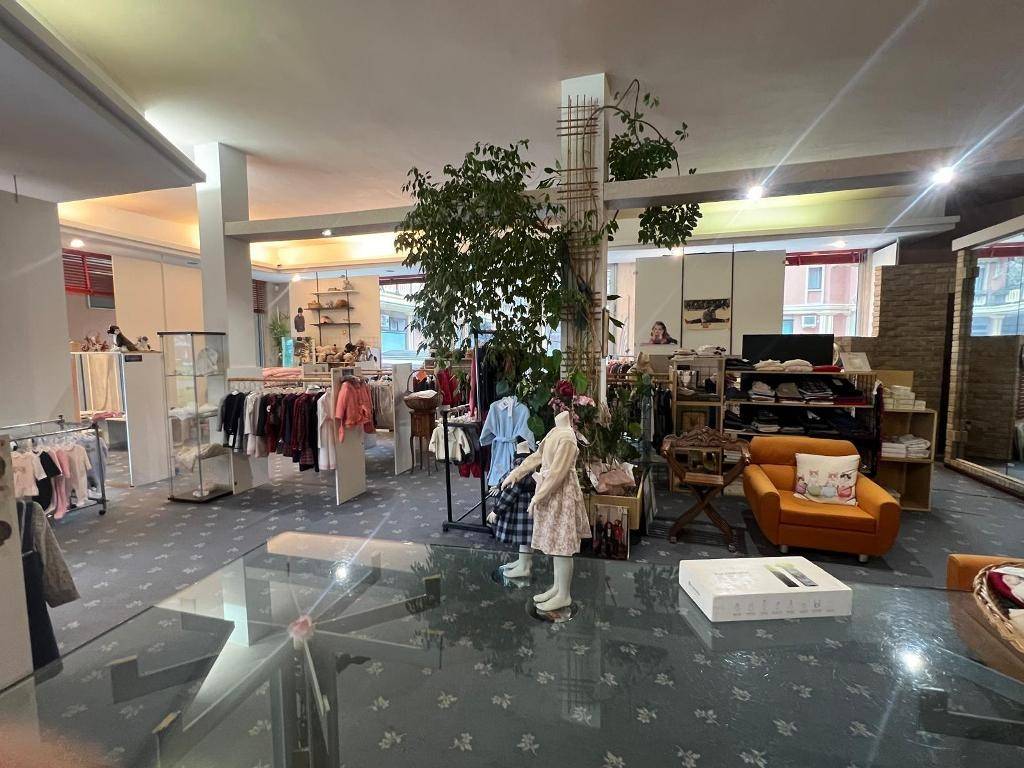 Immobile a Montegrotto terme in Viale Stazione, 50 - Foto 2