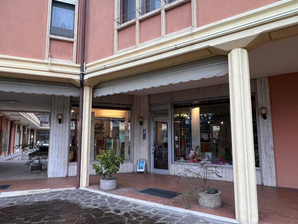 Immobile a Montegrotto terme in Viale Stazione, 50 - Foto 4