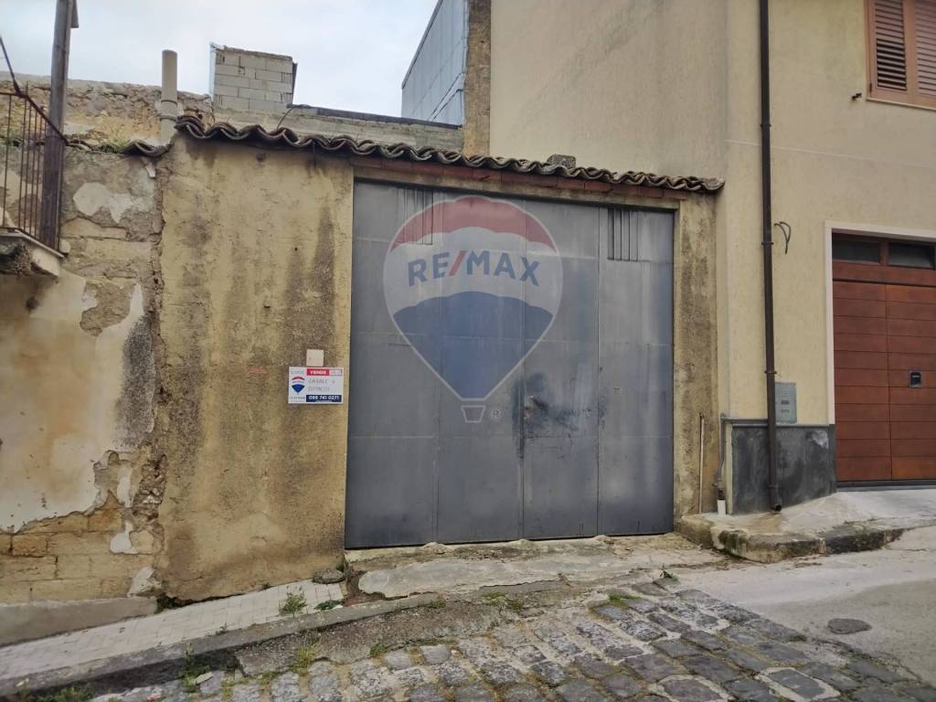 Box / garage a Grammichele in via minghetti, 64 - Foto 2