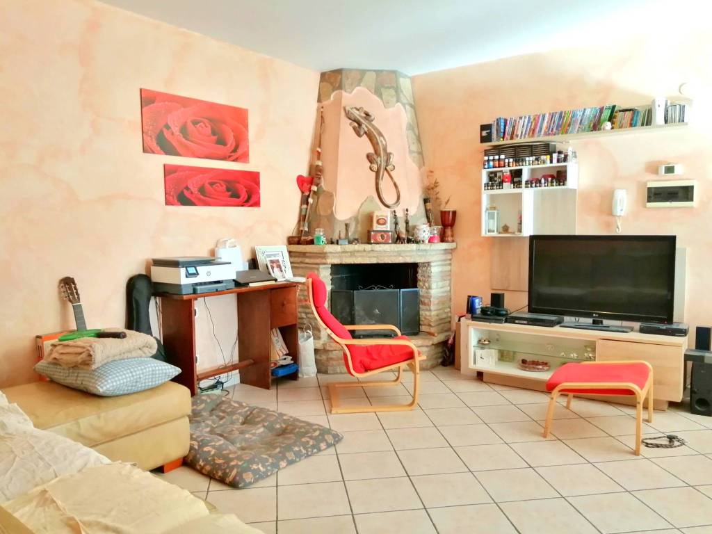 Appartamento a Montopoli di sabina in Via Campana, 5 - Foto 3
