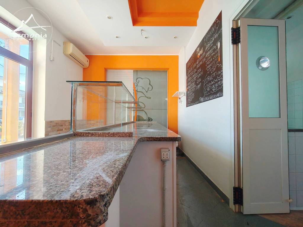 Immobile a Roseto degli abruzzi in Via Nazionale Adriatica, 106 - Foto 5