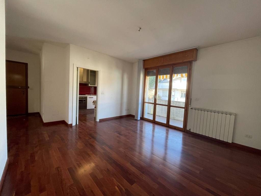 Appartamento a Riccione in Viale Ragusa, 9 - Foto 2