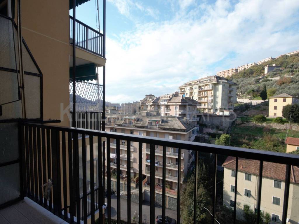 Appartamento a Genova in Via Antonio Valgoi - Foto 2
