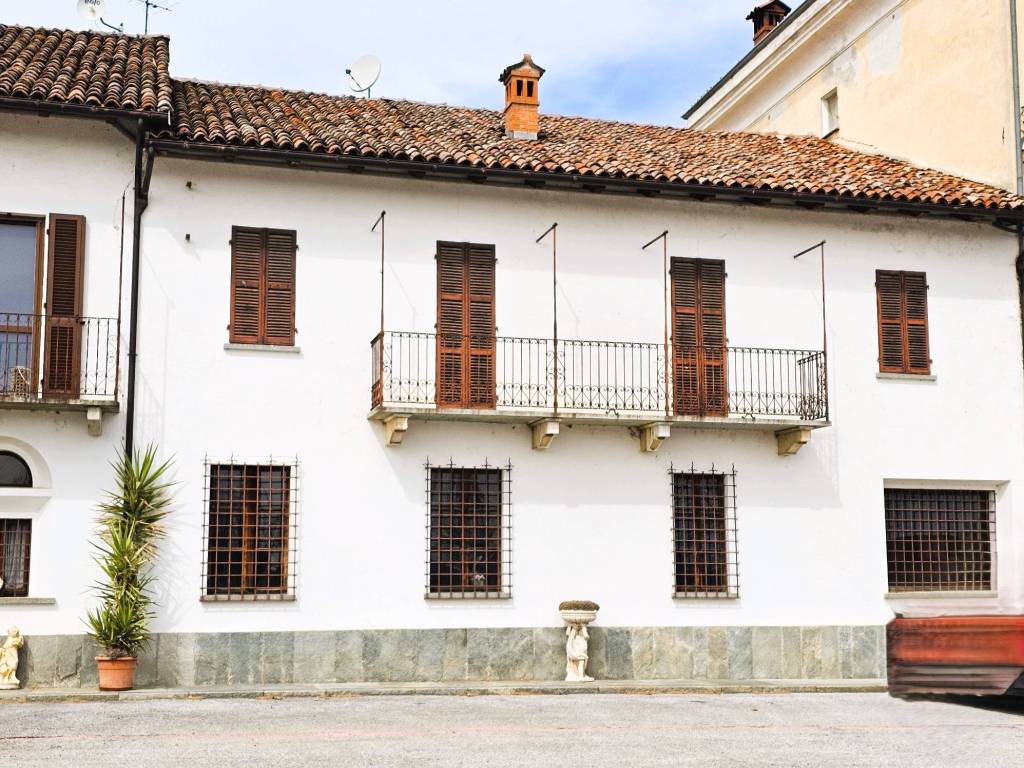 Casa indipendente a Lequio tanaro in Piazza Senatore Curreno - Foto 2