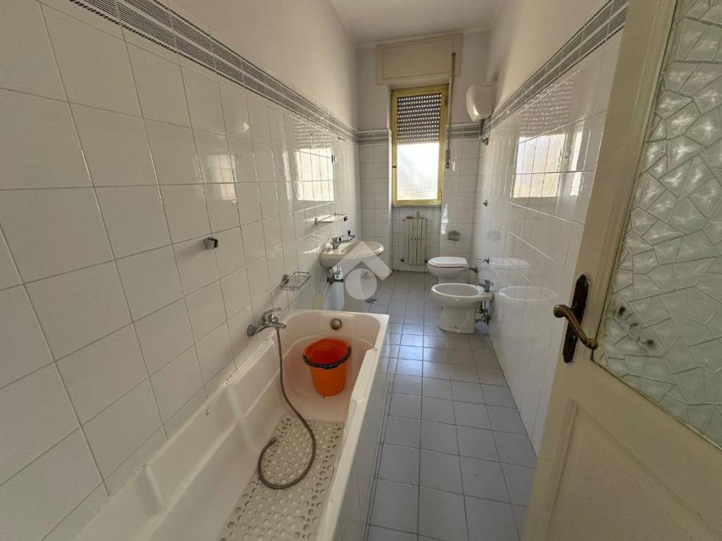 Casa indipendente a Montesarchio in Via IV Novembre, 26 - Foto 4
