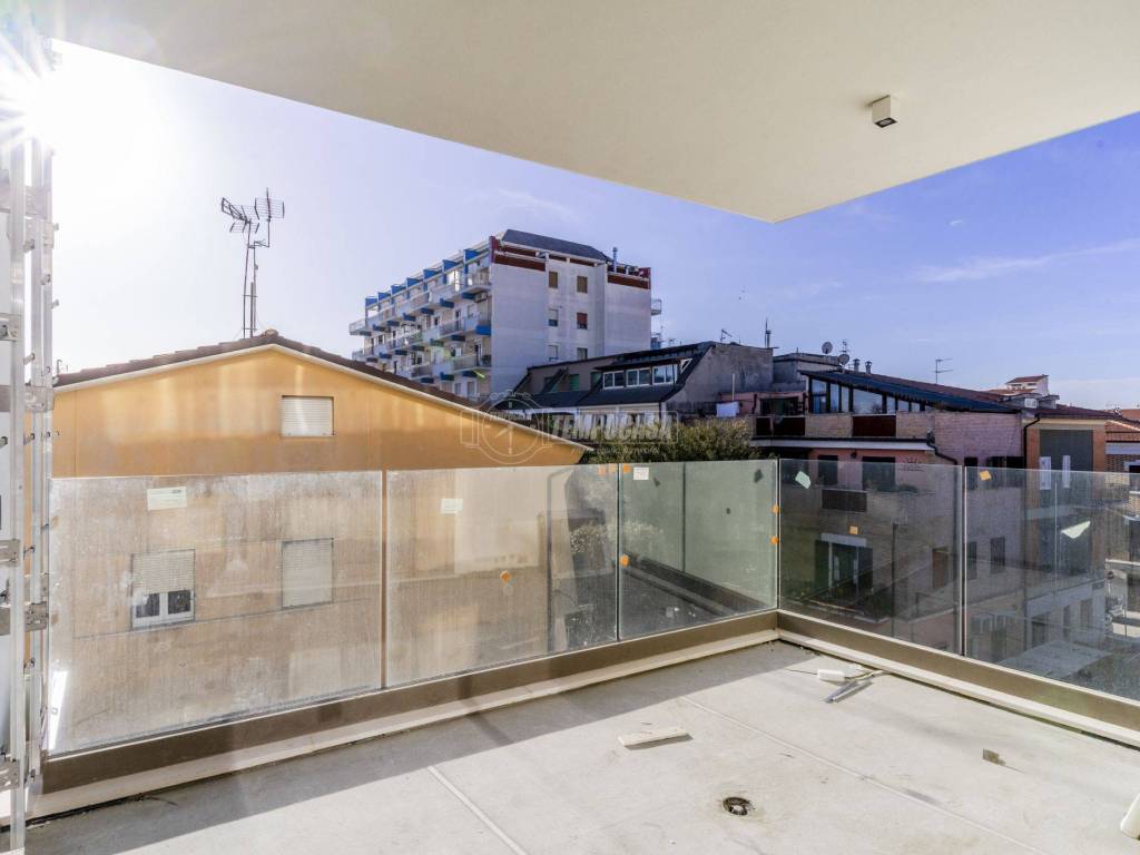 Appartamento a Civitanova marche in Viale Giacomo Matteotti 59 - Foto 2
