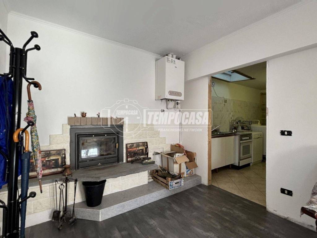 Appartamento a Verbania in Vicolo del Molino 10/Piazza - Foto 2