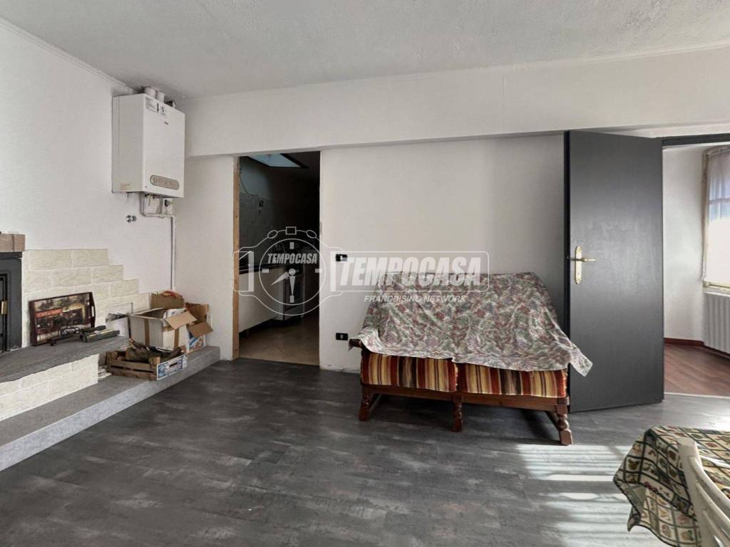 Appartamento a Verbania in Vicolo del Molino 10/Piazza - Foto 3